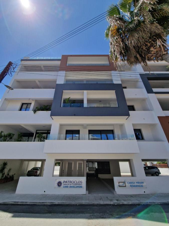 לרנקה Carisa Deluxe Apartment With Jacuzzi מראה חיצוני תמונה