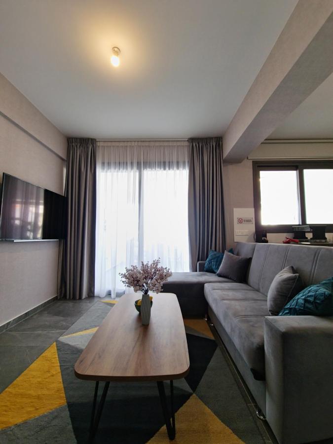 לרנקה Carisa Deluxe Apartment With Jacuzzi מראה חיצוני תמונה
