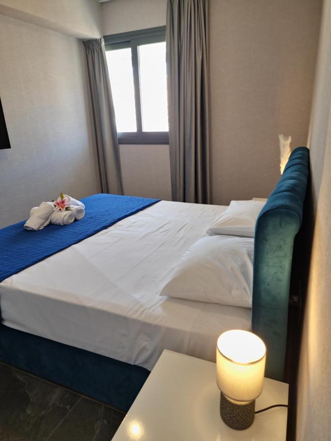 לרנקה Carisa Deluxe Apartment With Jacuzzi מראה חיצוני תמונה